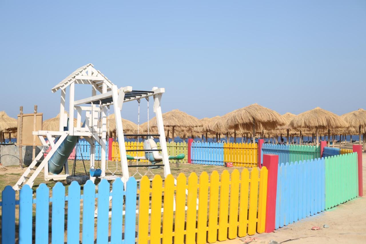 Amarina Jannah Resort & Aqua Park Baia di Coraya Esterno foto