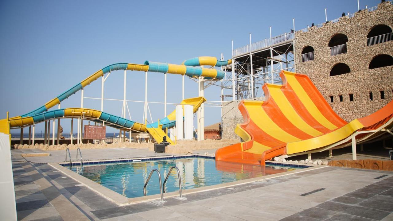 Amarina Jannah Resort & Aqua Park Baia di Coraya Esterno foto