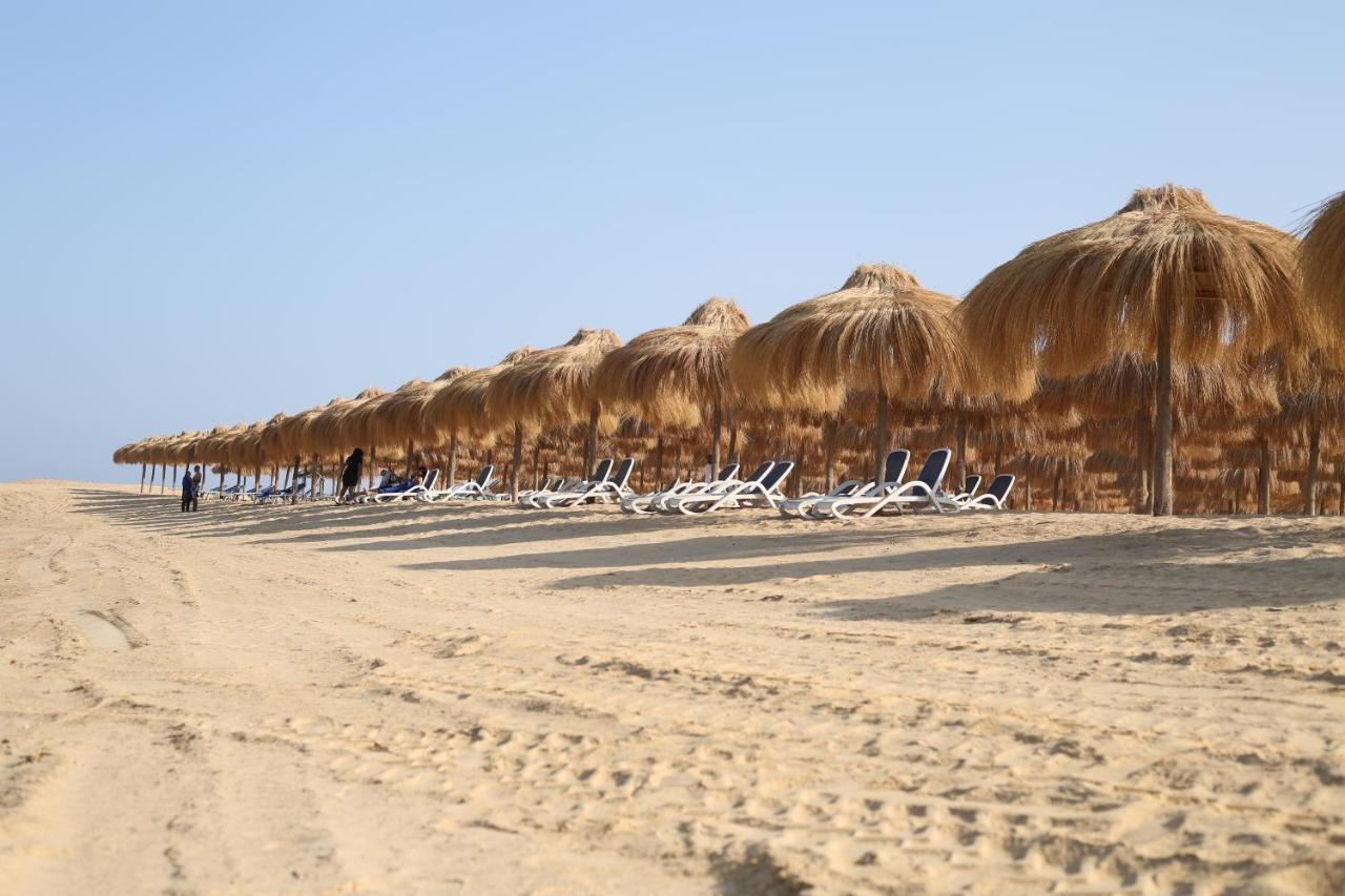 Amarina Jannah Resort & Aqua Park Baia di Coraya Esterno foto