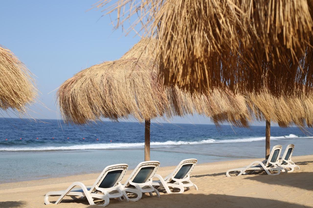 Amarina Jannah Resort & Aqua Park Baia di Coraya Esterno foto