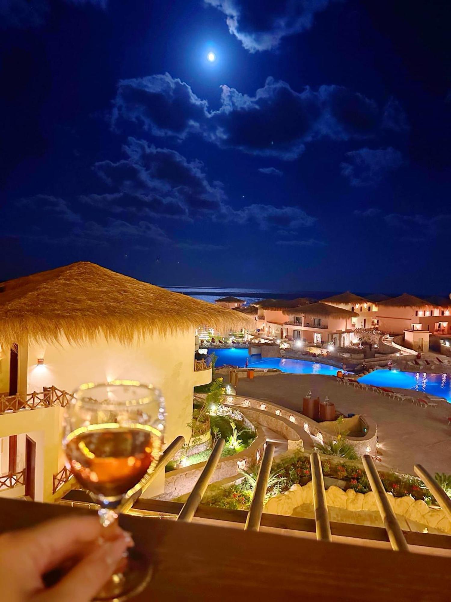 Amarina Jannah Resort & Aqua Park Baia di Coraya Esterno foto