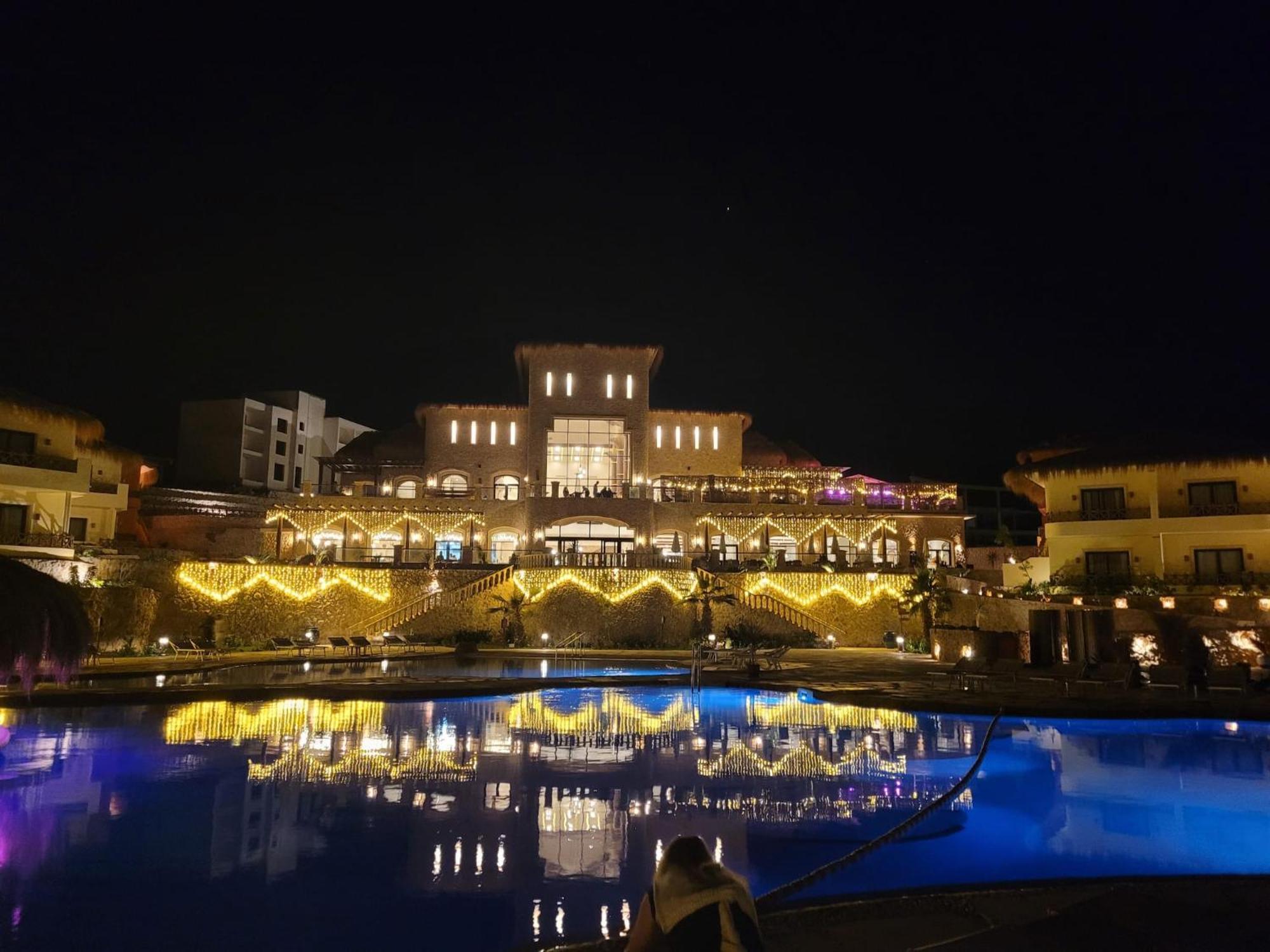 Amarina Jannah Resort & Aqua Park Baia di Coraya Esterno foto