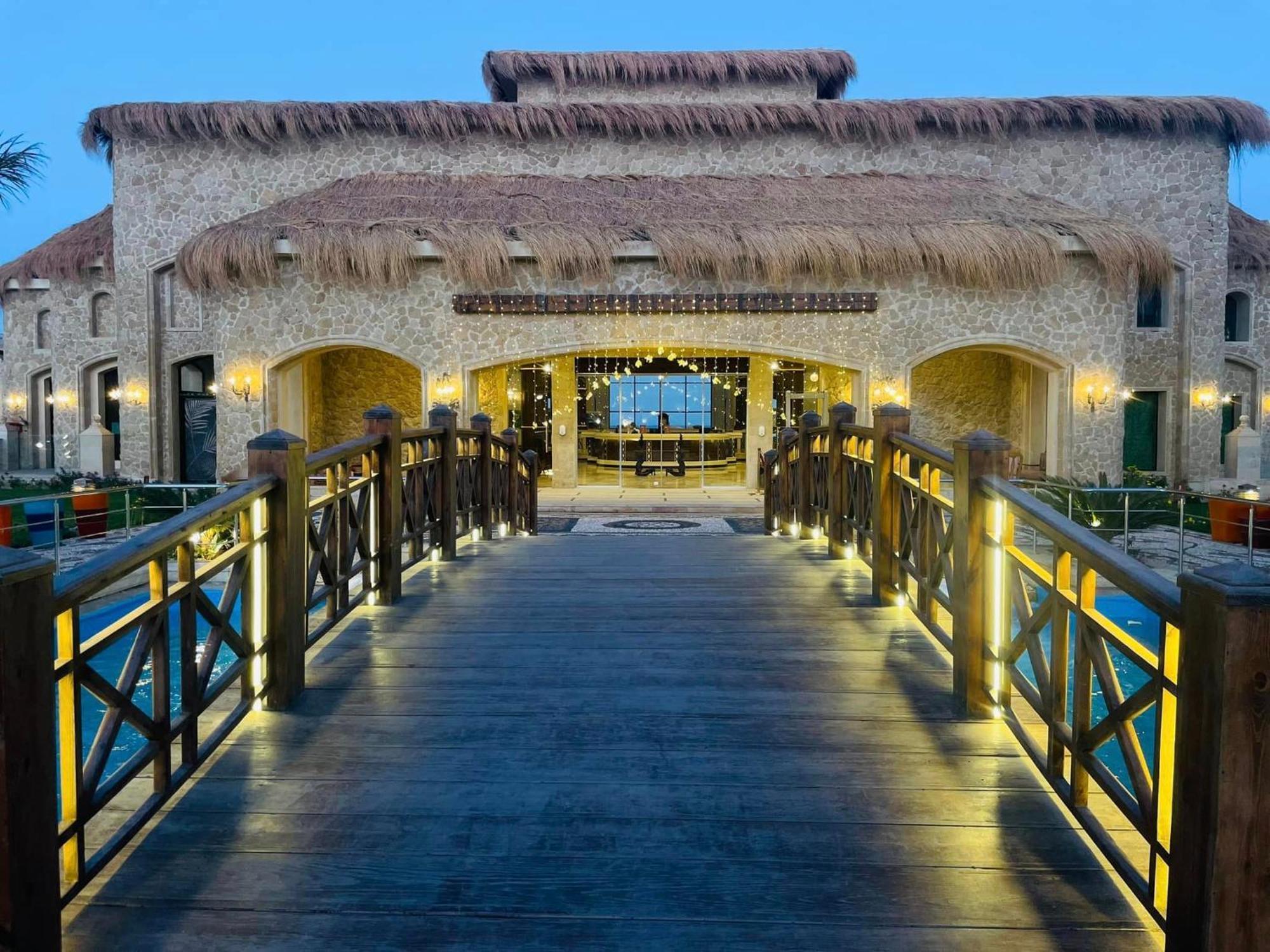 Amarina Jannah Resort & Aqua Park Baia di Coraya Esterno foto